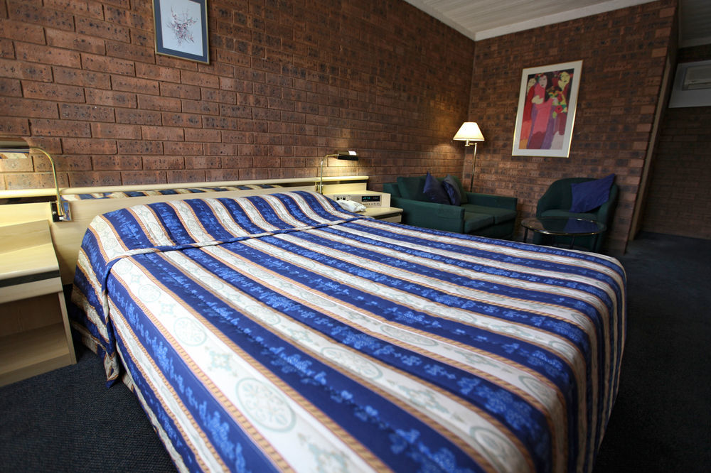 Countryman Motor Inn Dubbo Esterno foto