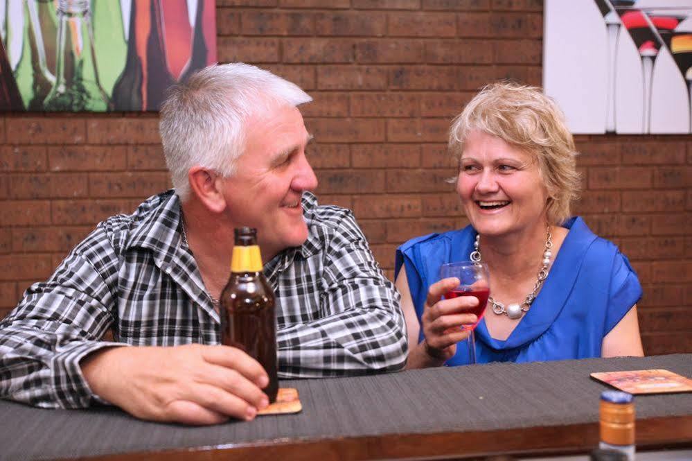 Countryman Motor Inn Dubbo Esterno foto